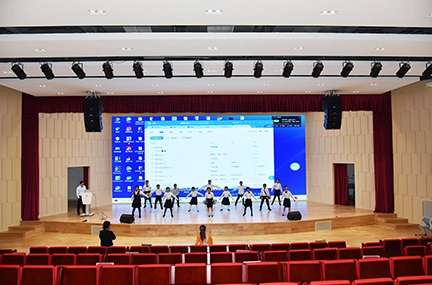 Sistema di rinforzo del suono professionale per la scuola di lingua straniera di Guangzhou Peiwen