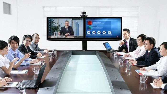 Soluzione per applicazioni per videoconferenze per camere di medie dimensioni HD8000 HD8102 HD8105